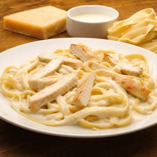 Chicken Fettuccine Alfredo